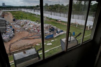  CHARQUEADAS-RS- BRASIL- 21/01/2019- Falta de recolhimento de lixo na PEJ. Empresa que prestava este serviço, não recolhe o lixo do presídio a mais de noventa dias. FOTO FERNANDO GOMES/ ZERO HORA.