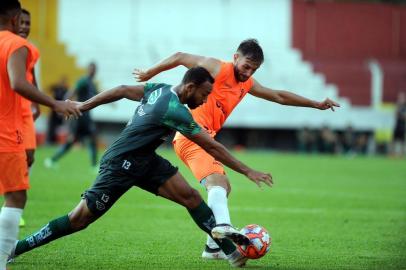  VERANÓPOLIS, RS, BRASIL 12/01/2019Veranópolis x Juventude. Jogo treinos entre as equipes que estão em preparação para o Gauchão 2019. Partida realizada no estádio Antonio Davi Farina. (Felipe Nyland/Agência RBS)