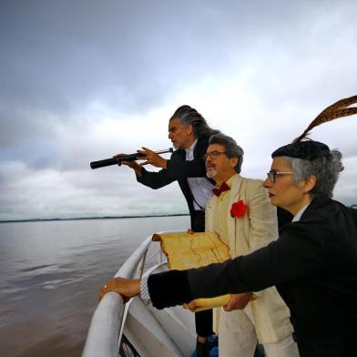  PORTO ALEGRE - BRASIL - Vamos até a Ilha do Presídio em uma divulgação do espetáculo SBØRNIA KONTR¿ATRACKA. O espetáculo tem essa pegada de um mundo melhor, de união e vai totalmente contra essa onda atual de preconceito, de racismo, de xenofobia... então, a ideia é mostrar a nova geração de sbornianos, que são as 50 crianças do Coral da Ospa que participam do show.(FOTO: LAURO ALVES)