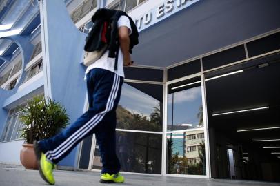  FLORIANÓPOLISC, SC, BRASIL, 01-08-2016: Volta às aulas. Instituto Federal de Educação. (Foto: Leo Munhoz/ Agência RBS)