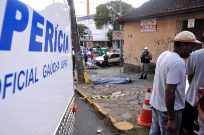  CAXIAS DO SUL, RS, BRASIL. (24/01/2019)Asesinato na Avenida brasil esquina rua Ernesto Alves. (Antonio Valiente/Agência RBS)