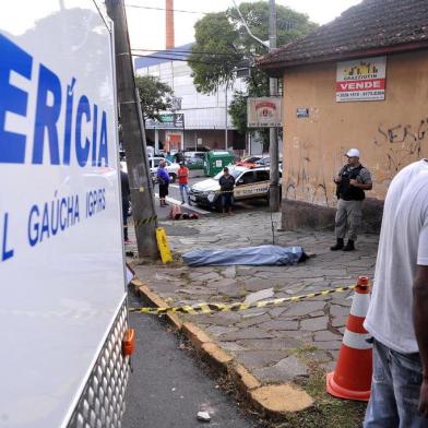  CAXIAS DO SUL, RS, BRASIL. (24/01/2019)Asesinato na Avenida brasil esquina rua Ernesto Alves. (Antonio Valiente/Agência RBS)