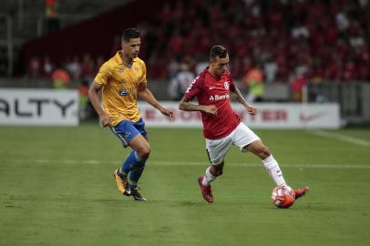  PORTO ALEGRE, RS, BRASIL, 24.01.2019. Internacional e Pelotas se enfrentam pela segunda rodada do Campeonato Gaúcho 2019 no estádio Beira-Rio, em Porto Alegre. Na foto, lateral Iago.FOTO: ANDRÉ ÁVILA/AGÊNCIA RBSIndexador: Andre Avila