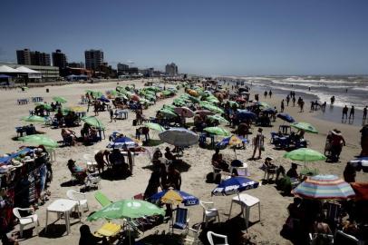  TRAMANDAÍ, RS, BRASIL, 25/01/2019- Ambiental de Tramandaí.(FOTOGRAFO: ANDRÉA GRAIZ / AGENCIA RBS)Indexador: Anderson Fetter