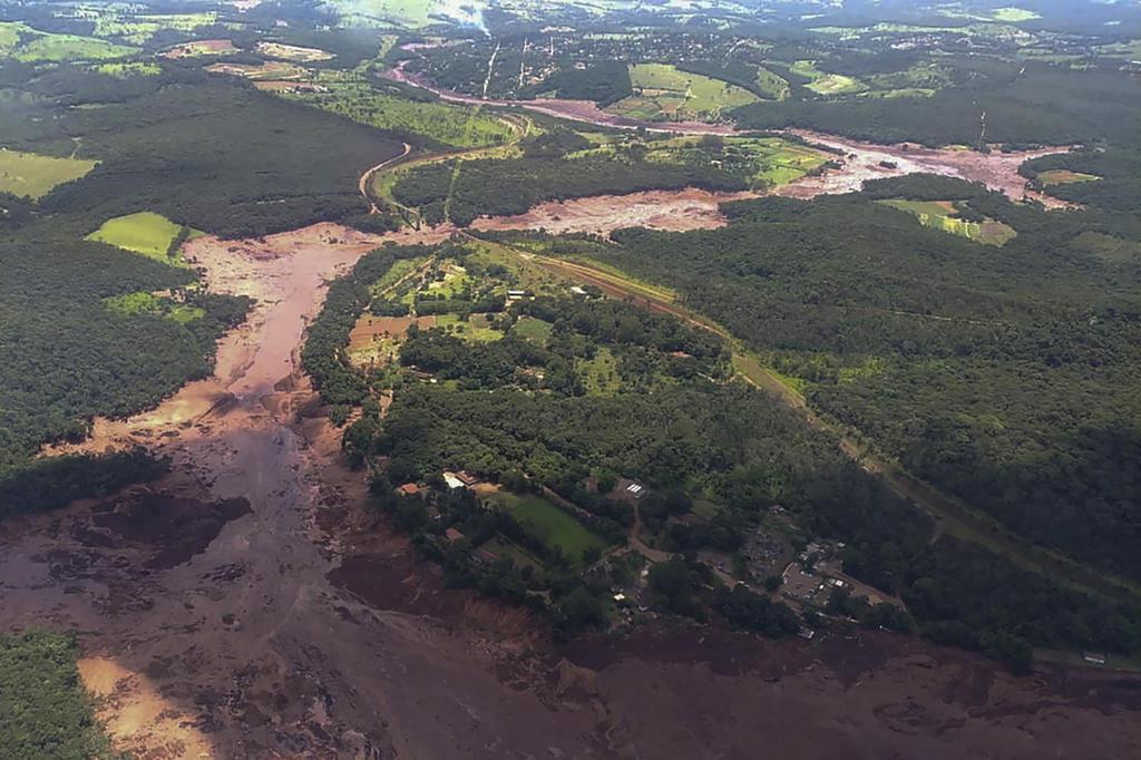 Barragens Que Romperam Em Brumadinho Tinham Cerca De 14 Milhões De ...