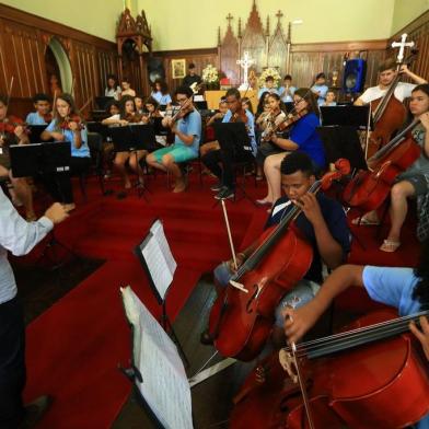  PELOTAS,  RS, BRASIL, 23/01/2019- Ensaio da Orquestra Estudantil do Areal na Catedral do Redentor.(FOTOGRAFO: TADEU VILANI / AGENCIA RBS)