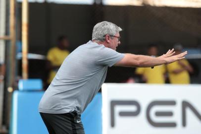  PORTO ALEGRE, RS, BRASIL - 27/01/2019 - São José e Inter se enfrentam no estádio Passo da Areia pela terceira rodada do Gauchão 2019. (Fernando Gomes/Agência RBS)