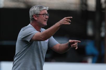  PORTO ALEGRE, RS, BRASIL - 27/01/2019 - São José e Inter se enfrentam no estádio Passo da Areia pela terceira rodada do Gauchão 2019. (Fernando Gomes/Agência RBS)