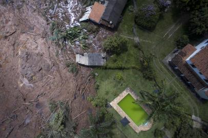  BRUMADINHO, MG, BRASIL - 2019.01.28 - Estrago da lama em Parque das Cachoeiras, em Brumadinho. (Foto: ANDRÉ ÁVILA / Agencia RBS)