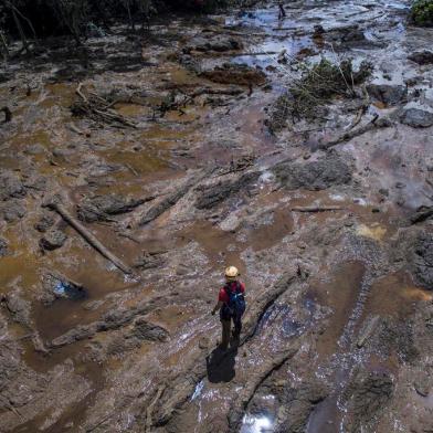  BRUMADINHO, MG, BRASIL - 2019.01.28 - Estrago da lama em Parque das Cachoeiras, em Brumadinho. (Foto: ANDRÉ ÁVILA / Agencia RBS)