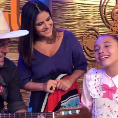 Luiza Barbosa que arrasou no The Voice Kids mostra seu lado gauderinha no Galpão Crioulo ao lado de Neto Fagundes e Shana Müller. **exclusivo Sinal Aberto, Flávia Requião