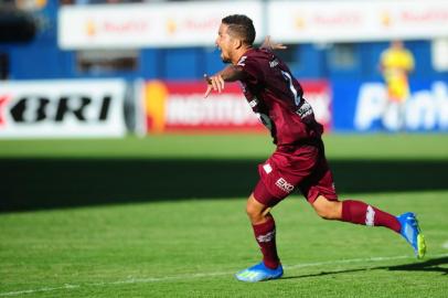  CAXIAS DO SUL, RS, BRASIL, 27/01/2018. Caxias x Avenida, jogo válido pela terceira rodada da primeira fase do Campeonato Gaúcho 2019, e realizado no estádio  Centenário. (Porthus Junior/Agência RBS)