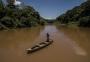 Rio Paraopeba agoniza após ser atingido por ondas de lama