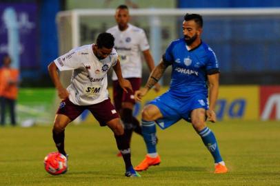  NOVO HAMBURGO, RS, BRASIL, 30/01/2018. NH x Caxias, jogo válido pela quarta rodada da primeira fase do Campeonato Gaúcho 2019, e realizado no estádio  Estádio do Vale. (Porthus Junior/Agência RBS)