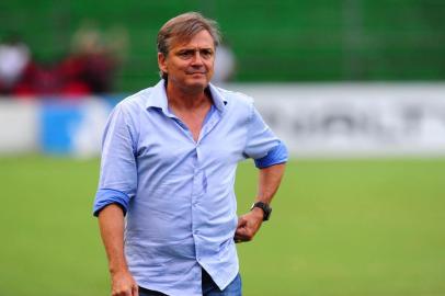 CAXIAS DO SUL, RS, BRASIL, 31/01/2019. Juventude x Brasil-Pe, jogo válido pela quarta rodada da primeira fase do Campeonato Gaúcho 2019, realizado no estádio Alfredo Jaconi. Técnico do Juventude, Luiz Carlos Winck. (Porthus Junior/Agência RBS)