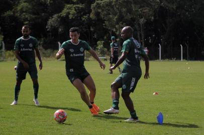  CAXIAS DO SUL, RS, BRASIL, 08/01/2019 - Equipe do Juventude se prepara para jogo-treino contra o Criciúma. NA FOTO: zagueiro Sidimar. (Marcelo Casagrande/Agência RBS)