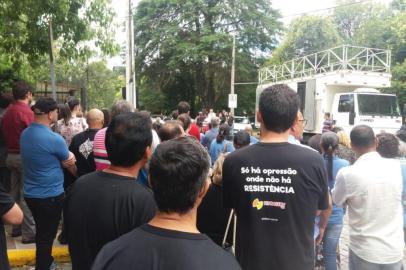 Protesto de entidades sociais na Justiça do Trabalho Caxias do Sul