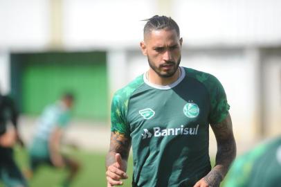  CAXIAS DO SUL, RS, BRASIL, 04/02/2019. Treino do Juventude no CT. O Ju se prepara para a estreia na Copa do Brasil 2019, contra o Palmas, em Tocantins. Na foto, atacanate Brian Rodríguez. (Porthus Junior/Agência RBS)