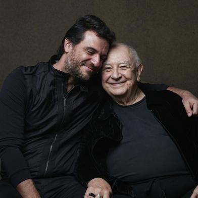 Rodrigo Lombardi e Sérgio Mamberti se unem para montagem do espetáculo Um Panorama Visto da Ponte, uma peça em dois atos, escrita por Arthur Miller. 