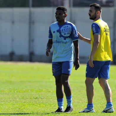  CAXIAS DO SUL, RS, BRASIL 08-02-2019Time do SER Caxias treina antes de enfrentar o VEC pelo Gauchão 2019. (Felipe Nyland/Agência RBS)