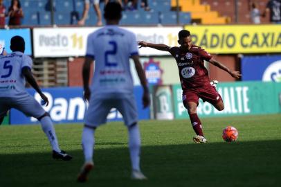  CAXIAS DO SUL, RS, BRASIL, 09/02/2019 - Caxias e Veranópolis se enfrentam as 18 horas, no Estádio Francisco Stédile. Jogo nválido pela 6ª rodada do Campeonato Gaúcho. (Marcelo Casagrande/Agência RBS)