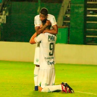 Avenida elimina o Guarani na Copa do Brasil