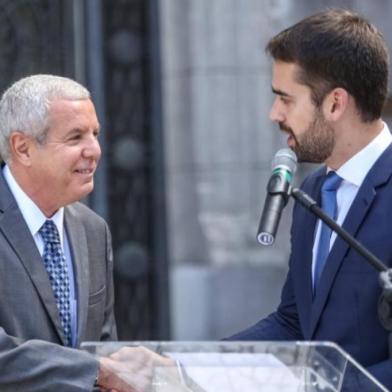 Eduardo Leite apresenta Claudio Coutinho como novo presidente do Banrisul
