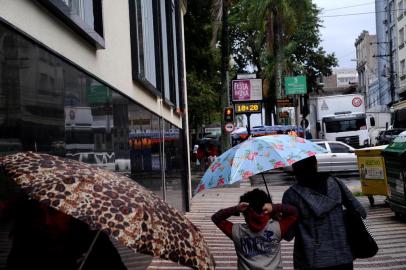  CAXIAS DO SUL, RS, BRASIL (15/02/2019)Dia chuvoso em Caxias do Sul. Temperatura de 18 graus.(Antonio Valiente/Agência RBS)