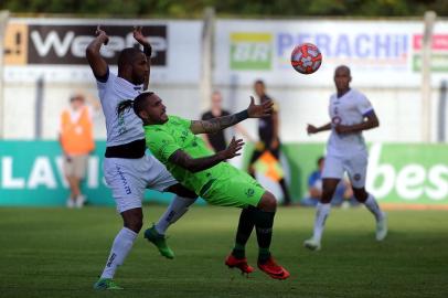  VERANÓPOLIS, RS, BRASIL, 17/02/2019 - Veranópolis e Juventude se enfrentam as 18 horas, no Estádio Antonio David Farina, em Veranópolis. Jogo válido pela 7ª rodada da primeira fase do Campeonato Gaúcho. (Marcelo Casagrande/Agência RBS)