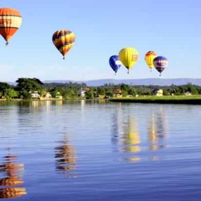 Festival Internacional de Balonismo, em Torres