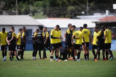  VACARIA, RS, BRASIL (14/02/2019)Time do Glória se prepara para divisão de aceso. (Antonio Valiente/Agência RBS)