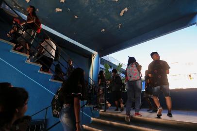  PORTO ALEGRE, RS, BRASIL, 20/02/2019- Volta às aulas na Escola Estadual Duque de Caxias. (FOTOGRAFO: JÚLIO CORDEIRO / AGENCIA RBS)