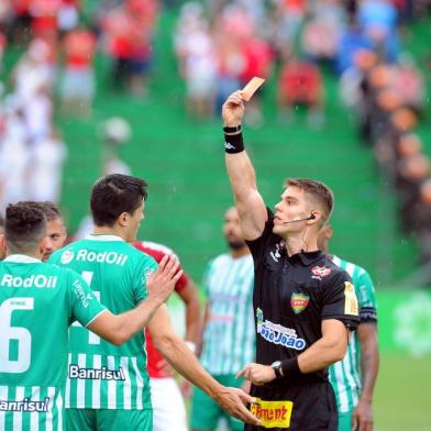  CAXIAS DO SUL, RS, BRASIL 10/02/2019Juventude x Internacional. Jogo realizado no estádio Alfredo Jaconi em Caxias do Sul. Partida válida pelo Gauchão 2019. (Felipe Nyland/Agência RBS)