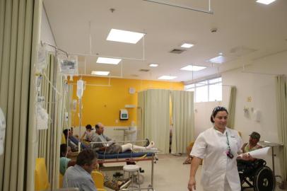  PORTO ALEGRE-RS- BRASIL- 18/02/2019- Balanço de seis meses da administração do Hospital Restinga. Emergência lotada nesta segunda-feiral. FOTO FERNANDO GOMES/ DIÁRIO GAÚCHO.