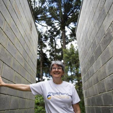  CAXIAS DO SUL, RS, BRASIL, 08/01/2019: Projeto Engenharia Solidária, criado pela engenheira Rejane Rech, recolhe tampas plásticas para arrecadar dinheiro e doar a ONGs de proteção a animais. (CAMILA DOMINGUES/AGÊNCIA RBS)