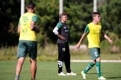  CAXIAS DO SUL, RS, BRASIL (20/02/2019)Treino do Juventude no CT em Caxias do Sul. Na foto, técnico Winck. (Antonio Valiente/Agência RBS)