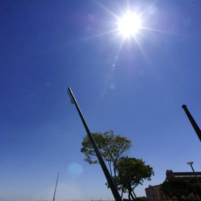  PORTO ALEGRE, RS, BRASIL, 22/02/2019- Previsão do tempo para esta Sexta-feira, 22 de fevereiro. (FOTOGRAFO: RONALDO BERNARDI / AGENCIA RBS)