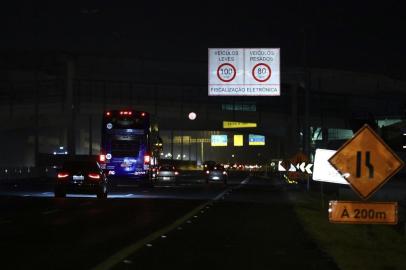  PORTO ALEGRE, RS, 23/02/2018: Freeway é liberada após nova etapa de obras da Ponte do GuaíbaIndexador: ISADORA NEUMANN