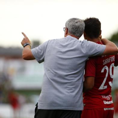  SANTA CRUZ DO SUL, RS, BRASIL - 24/02/2019 - Avenida recebe o Inter em Santa Cruz do Sul pelo Gauchão 2019.