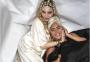 Apontadas como rivais, Lady Gaga e Madonna posam juntas para foto em festa pós-Oscar