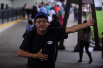  CAXIAS DO SUL, RS, BRASIL, 25/02/2019 - João Carisma, o puxador de clientes, é um dos personagens da série Tá Na Festa, que trará curiosidades sobre a 32ª Festa da Uva. (Marcelo Casagrande/Agência RBS)