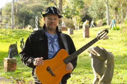 Pietro Ferretti lança DVD com músicas autorais na Festa da Uva