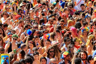  Porto Alegre, carnaval de rua  Bloco da Laje, no bairro Bonfim. Foto Júlio Cordeiro ag RBS 27/01/2019