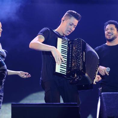  CAXIAS DO SUL, RS, BRASIL (01/03/2019)Show de Thaeme e Thiago nos pavilhões da Festa da Uva. (Antonio Valiente/Agência RBS)