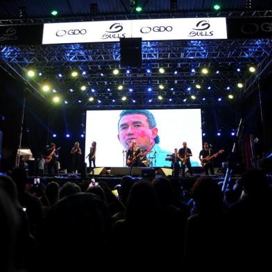  CAXIAS DO SUL, RS, BRASIL. (02/03/2019)Show de Amado Batista nos pavilhões da festa da Uva. (Antonio Valiente/Agência RBS)