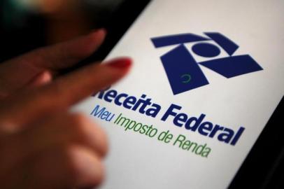 Programa da Receita Federal já está disponível para download em computadores e dispositivos móveis.