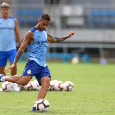 Rômulo, volante do Grêmio