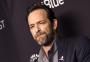 Morre Luke Perry, ator de "Barrados no Baile" e "Riverdale", aos 52 anos