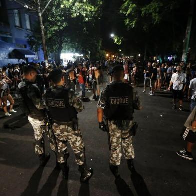  PORTO ALEGRE, RS, BRASIL - 04-03-2019 - Após tumulto no domingo, Brigada Militar reforça patrulhamento do carnaval de rua no bairro Cidade Baixa