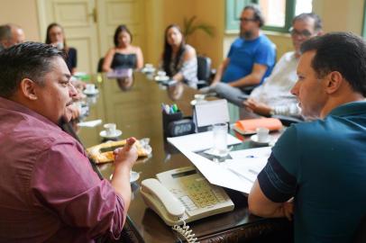 Porto Alegre, RS 06/03/2019: O prefeito Nelson Marchezan conduziu na tarde desta quarta-feira (06), em seu Gabinete, no PaÃ§o Municipal, reuniÃ£o de avaliaÃ§Ã£o sobre o Carnaval 2019. Foto: Joel Vargas/PMPA